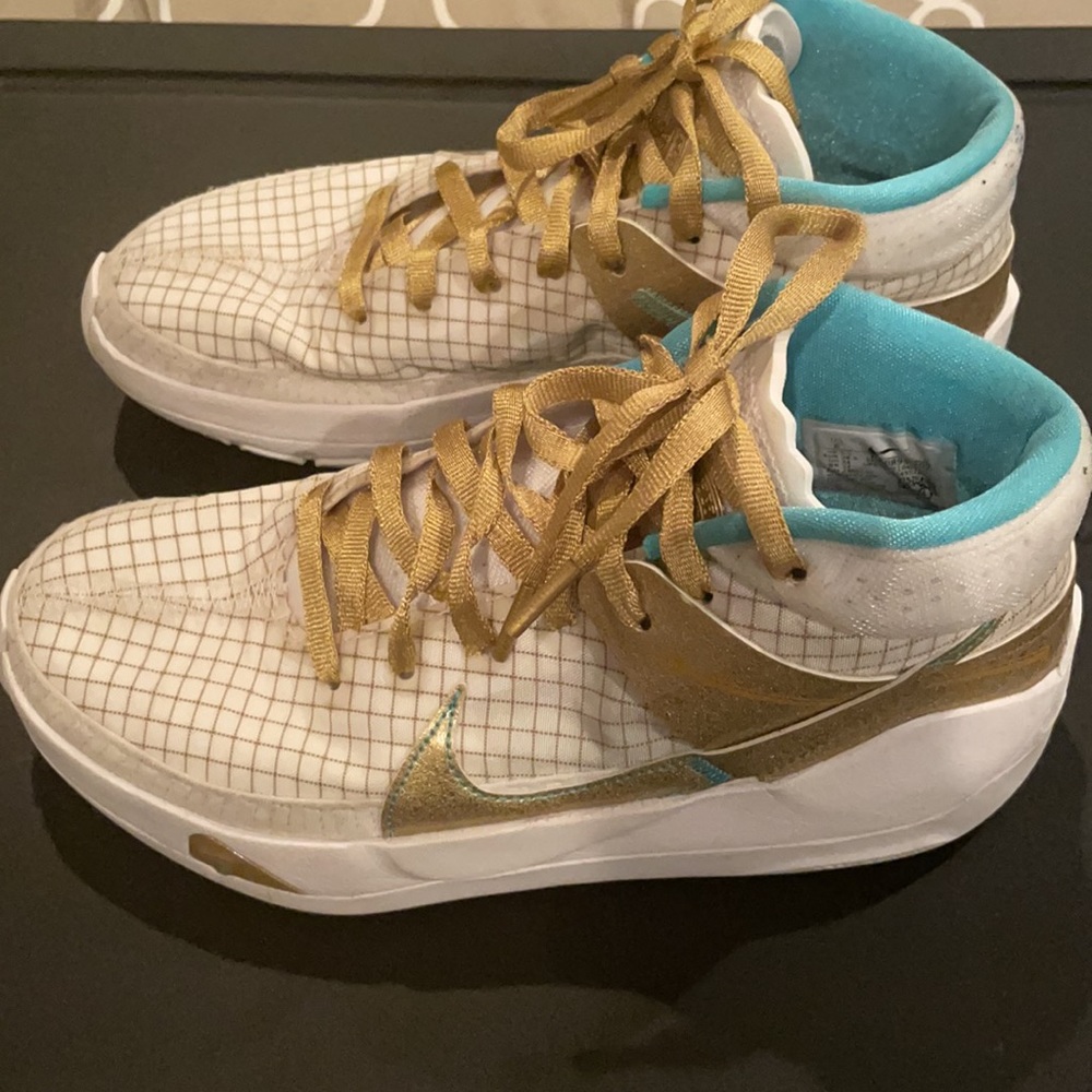 Kevin Durant - Picture 2 of 2